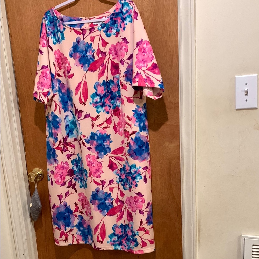 Dress Barn Casual Pink and Blue Puff Sleeve Midi Dress Size 3X